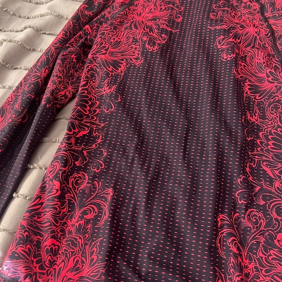 Lululemon One piece Swimsuit/ Leotard ~size:4 Black & Red - Picture 2 of 5